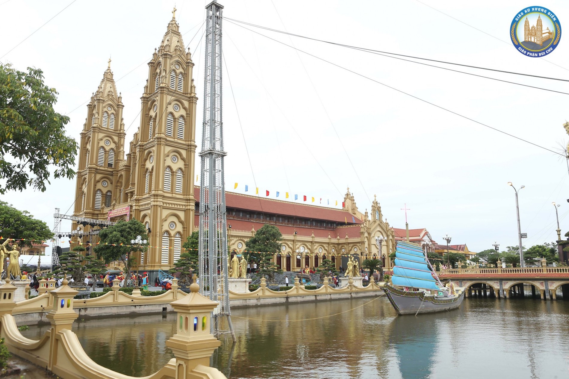 nha-tho-xuong-dien