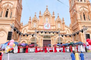 Lễ Khánh Thành Nhà Thờ Giáo Xứ Quỹ Nhất- Giáo Phận Bùi Chu